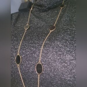 Chic Gold and Black Oval Necklace